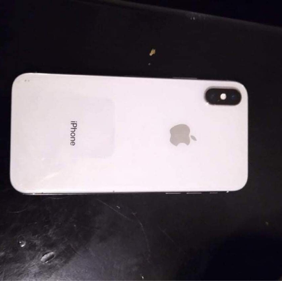 Iphone XS brand new white